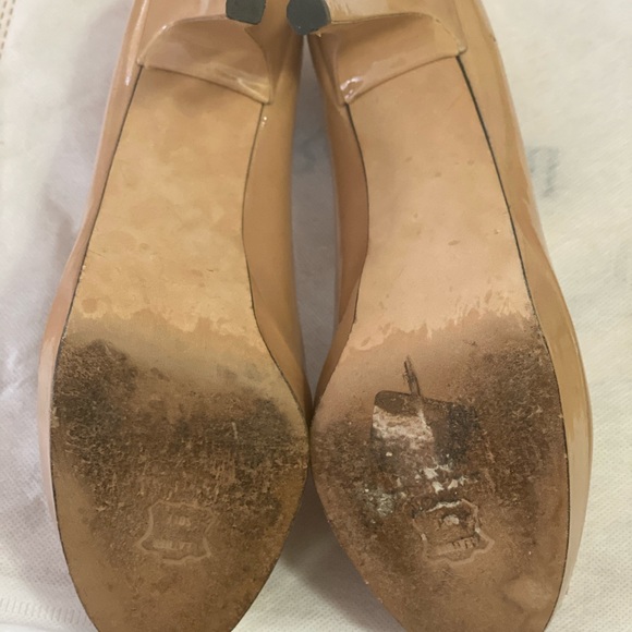 Stuart Weitzman Nude Peep Toe Pumps with Platform - Picture 6 of 6